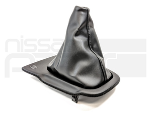                                     LEATHER SHIFT BOOT / CONSOLE TRIM (S14 240SX) (LHD)
                                
