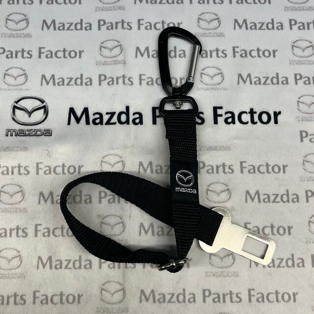 KMV6V9211 - Interior: 2023-2024 Mazda - Pet Restraint for Mazda: CX-30, CX-5, CX-50, MX-30 EV Image