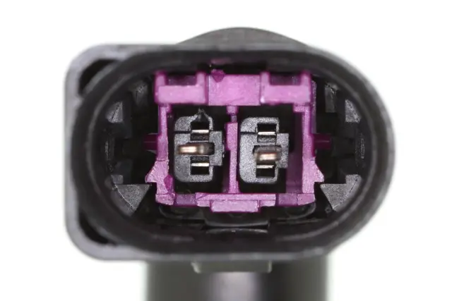 V106587 - Transmission &amp; Drivetrain: Pump, all-wheel-drive coupling for Vaico Image