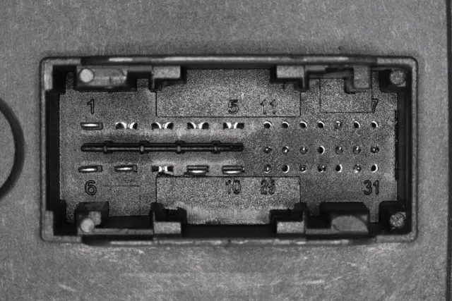 V30730333 - Computers, Chips &amp; Cruise Control Parts: Headlight Control Module for VEMO Image