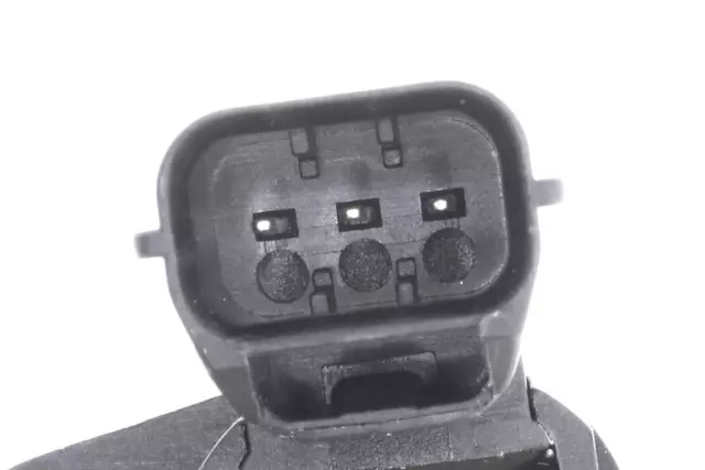 V37720095 - Ignition Systems: Engine Camshaft Position Sensor for VEMO Image