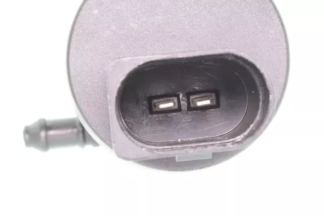 V10080203 - Exterior: Windshield Washer Pump for VEMO Image