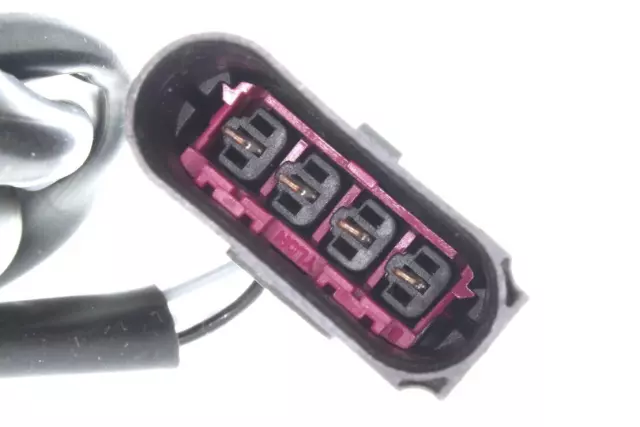 V10760041 - Emission Systems: Oxygen Sensor for VEMO Image