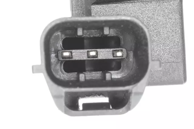 V37720114 - Ignition Systems: Engine Camshaft Position Sensor for VEMO Image