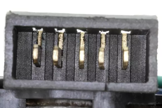 V10070001 - Exterior: Windshield Wiper Motor for VEMO Image