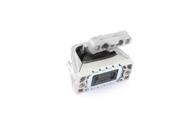 V101473 - Engines &amp; Components: Mounting, engine for Vaico Image