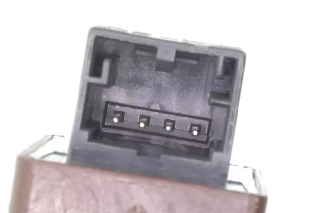 V10730436 - Exterior: Tailgate Release Switch for VEMO Image