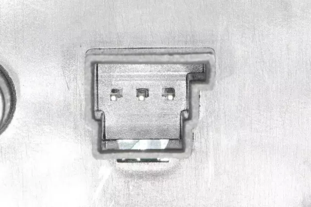 V30730228 - Interior: Door Window Switch for VEMO Image