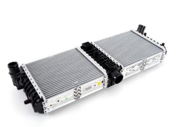 420121254B - Cooling System: Radiator for Audi Image