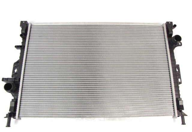 LR039530 - Cooling System: Radiator for Land-Rover Image