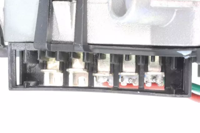 V30070005 - Exterior: Windshield Wiper Motor for VEMO Image