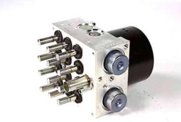 DB5Z2C215A - Electrical: Control Assembly for Ford Image