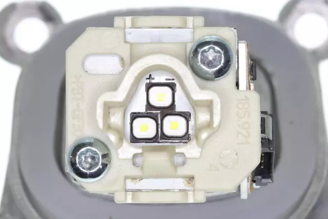 V20730201 - Computers, Chips &amp; Cruise Control Parts: Headlight Control Module for VEMO Image