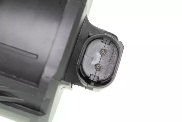 V20630031 - Emission Systems: Secondary Air Injection Pump for VEMO Image
