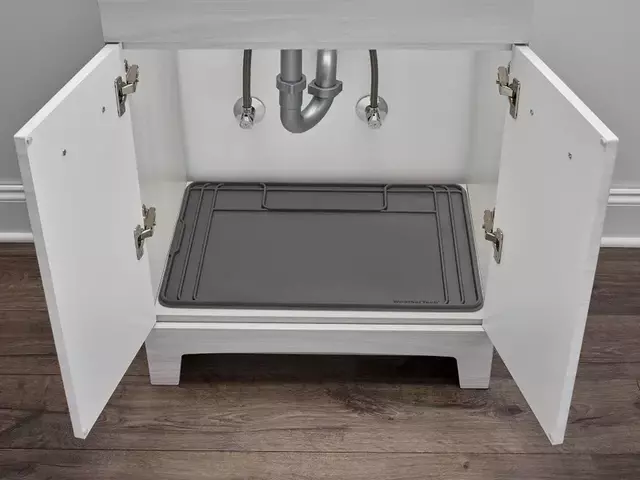 USM01BXBK - : Black SinkMat™ for WeatherTech Image