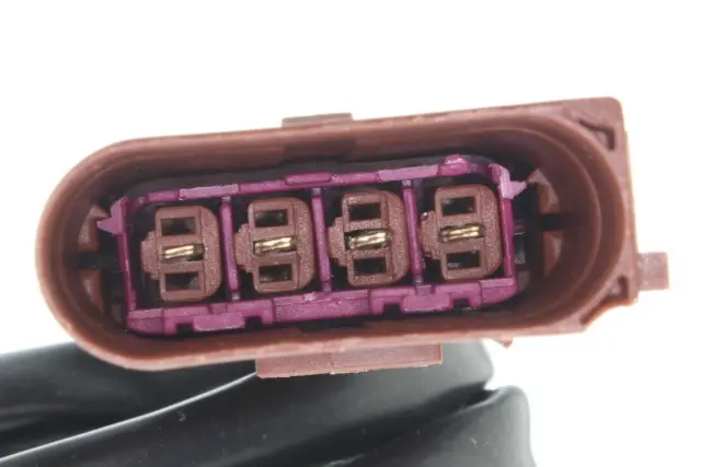 V10760017 - Emission Systems: Oxygen Sensor for VEMO Image