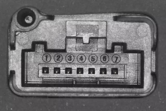 V10850083 - Exterior: Door Lock Actuator for VEMO Image