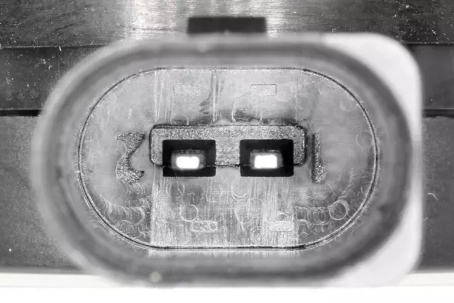 V10160051 - Cooling Systems: Engine Auxiliary Water Pump for VEMO Image