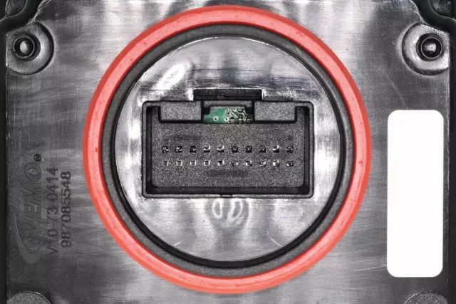 V10730414 - Computers, Chips &amp; Cruise Control Parts: Headlight Control Module for VEMO Image