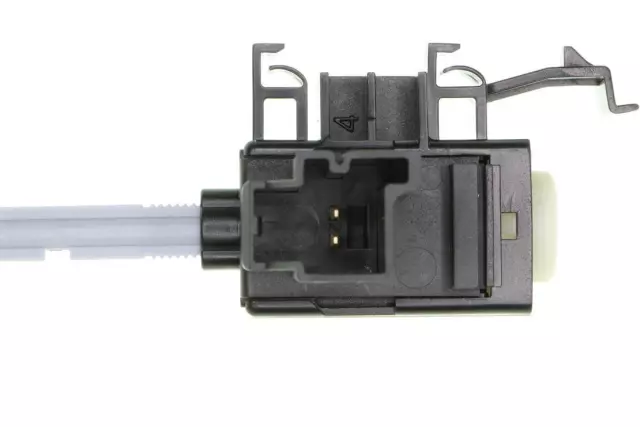 V25730070 - Transmission &amp; Drivetrain: Clutch Pedal Position Switch for VEMO Image