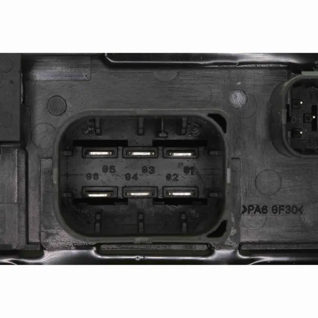 V30710031 - Emission Systems: Diesel Glow Plug Relay for VEMO Image