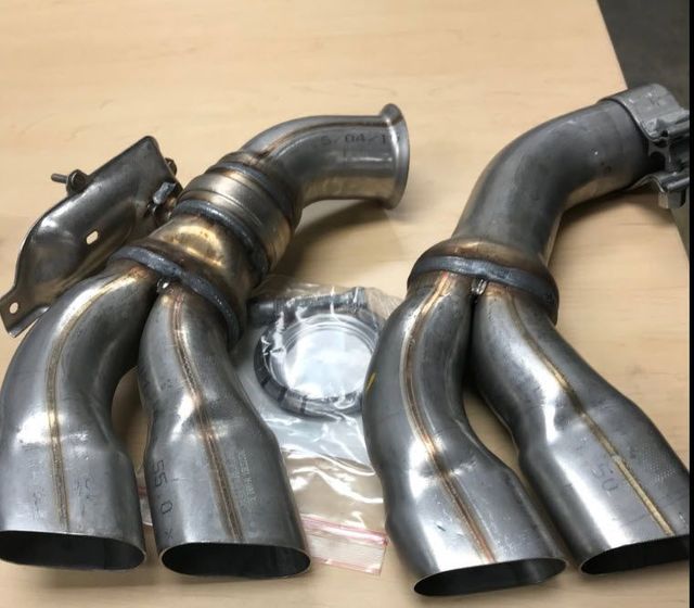 32207533 - Exterior: End Pipe for Volvo: XC90 Image