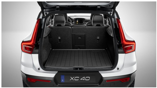 32332513 - Interior: Trunk Mat for Volvo: EC40, EX40, XC40 Image