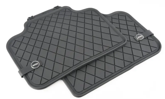 51472447608 - Interior: Rear All Weather Floor Mats F60 Countryman, Essential Black for Mini Image