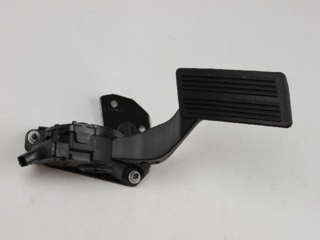 53032917AD - : Accelerator Pedal for Mopar Image