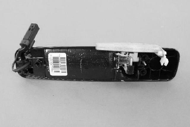 1UJ881RPAK - Doors, Door Mirrors and Related Parts: Exterior Door Handle, Right for Mopar Image image