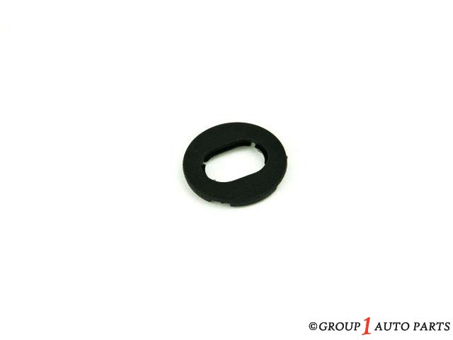 25938714 - Serviceable Components: Quarter Turn Floor Mat Retainer for Buick: Enclave | Chevrolet: Traverse | GMC: Acadia Image