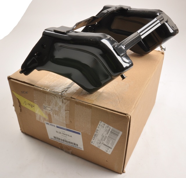9L3Z16A416A - Body: Running Board Mounting Bracket for Ford Image