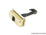 19209020 - Body: Door Check for GM Image