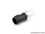 6F9Z19D594AA - HVAC: Pressure Switch for Ford: Crown Victoria, Edge, Escape, Escort, Expedition, Explorer, Explorer Sport Trac, F-150, Fiesta, Five Hundred, Flex, Focus, Freestar, Freestyle, Mustang, Taurus, Taurus X, Thunderbird, Windstar | Lincoln: LS, Mark LT, MKS, MKT, MKX, Navigator, Town Car | Mercury: Grand Marquis, Marauder, Mariner, Montego, Monterey, Mountaineer, Sable, Tracer Image