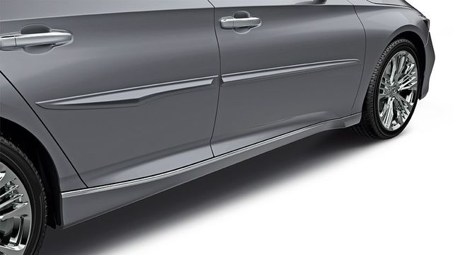 8P05TVA1A1 - Exterior: Body Side Moldings - Kona Coffee Metallic for Honda: Accord Image