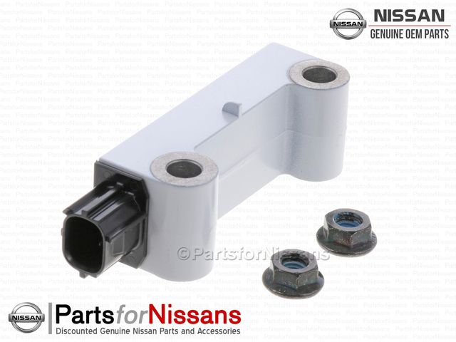 2005-2011 Nissan Front Sensor 98581-ZL10B | Parts for Nissans