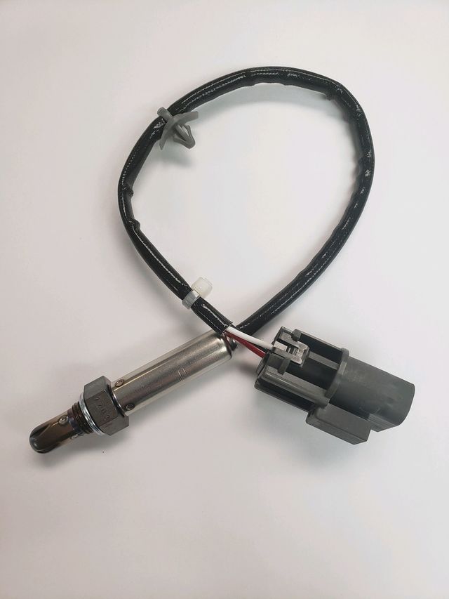りお　0206 2019 SUBARU CROSSTREK OXYGEN SENSOR 22690AB070 OEM 18 19 20