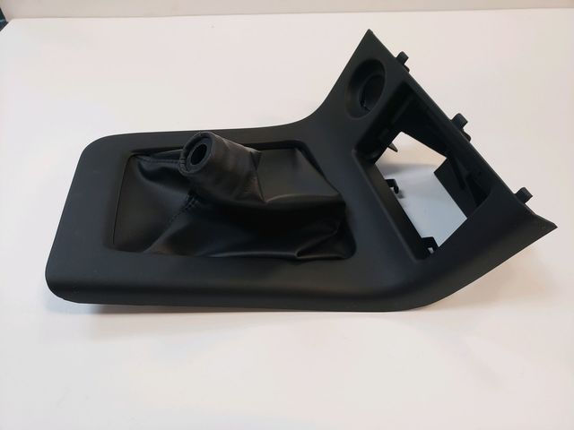 Nissan R33 Skyline Shift Boot & Console Plate 96935-26U05 | Parts