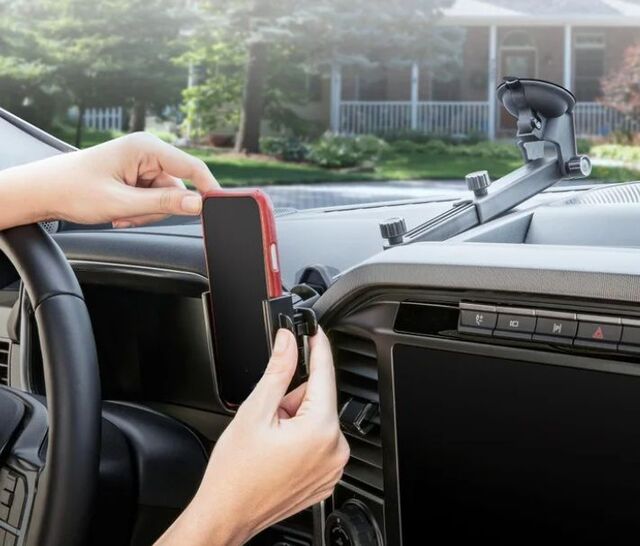 8AWF9 - : WindshieldFone with Extension Kit for GM Image