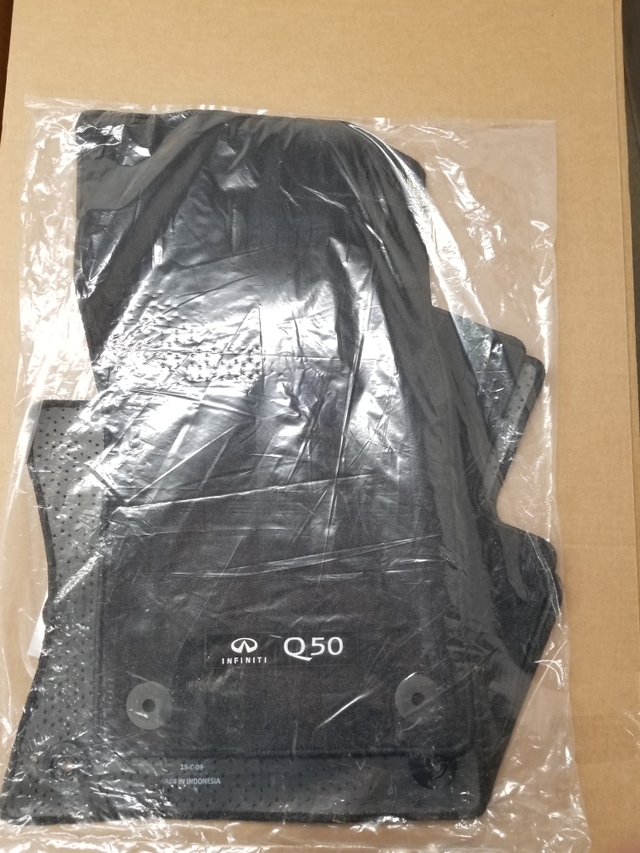 G49004HB4E - Interior: Carpeted Floor Mats - Black for Infiniti Image