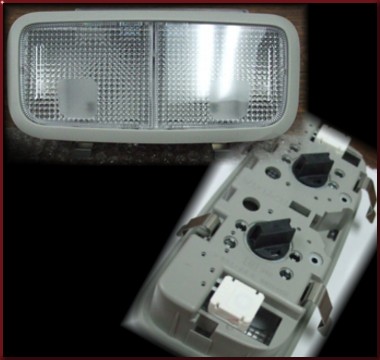 8126052020B0 - : 2008-2014 Toyota FJ Cruiser - Map Lamp Assembly for Toyota: FJ Cruiser Image