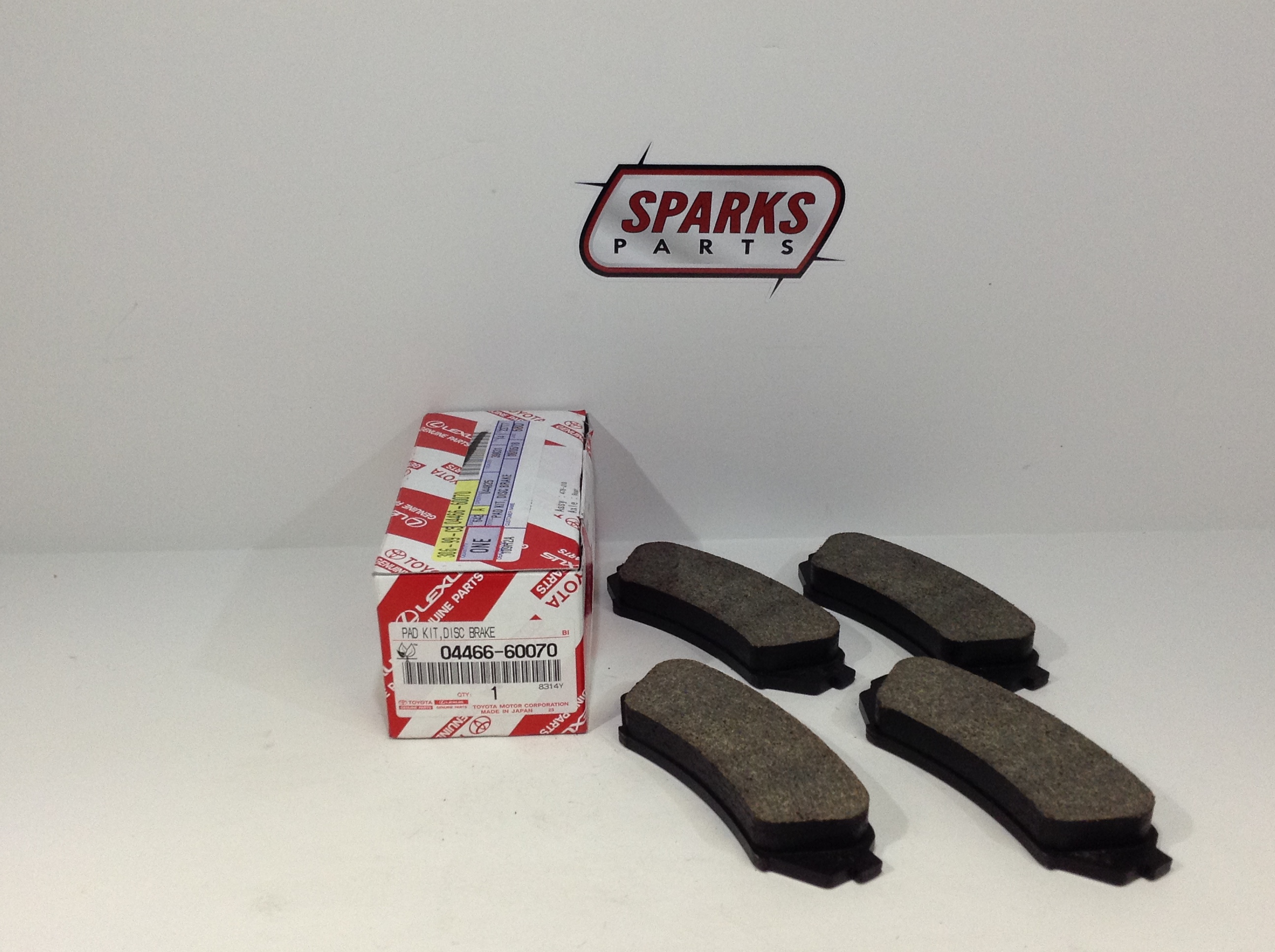 446660070 - Brakes: Brake Pads for Toyota: Land Cruiser Image