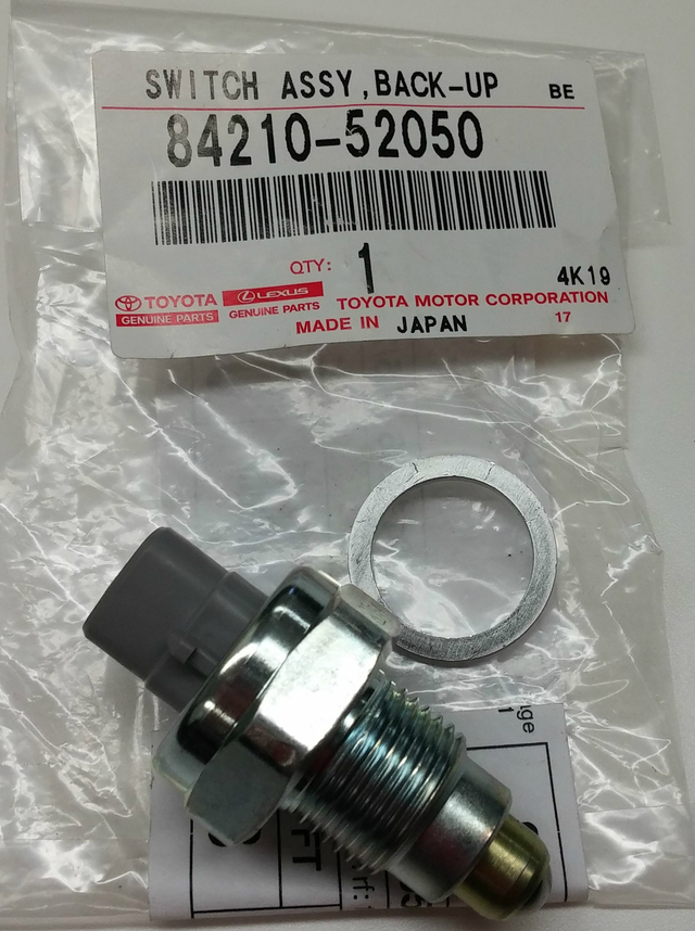 まつ 84210)バックアップランプ スイッチASSY トヨタ トヨタ純正品番先頭84