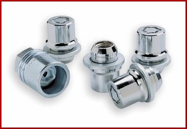 27642960 - Wheels: 2007-2014 Toyota FJ Cruiser - Wheel Lock Set for Toyota: FJ Cruiser Image
