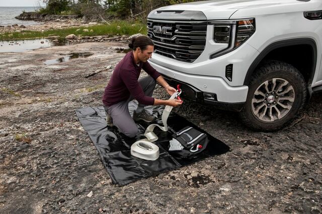 84949370 - Interior: Off-road Recovery Kit - GMC for GMC: Canyon, Sierra 1500, Sierra 2500 HD, Sierra 3500 HD, Yukon, Yukon XL Image