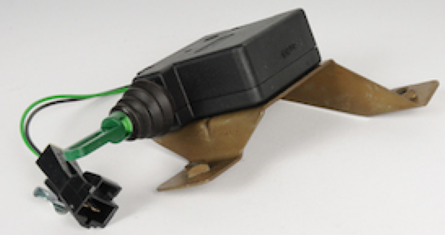 15676009 - Electrical: Window Actuator for Cadillac: Escalade | Chevrolet: Blazer, C1500, C2500, C3500, C3500HD, K1500 Pickup, K2500 Pickup, K3500 Pickup, Suburban C1500, Suburban C2500, Suburban K1500, Suburban K2500, Tahoe | GMC: C1500 Pickup, C2500 Pickup, C3500 Pickup, C3500HD, K1500 Pickup, K2500 Pickup, K3500 Pickup, Suburban C1500, Suburban C2500, Suburban K1500, Suburban K2500, Yukon Image