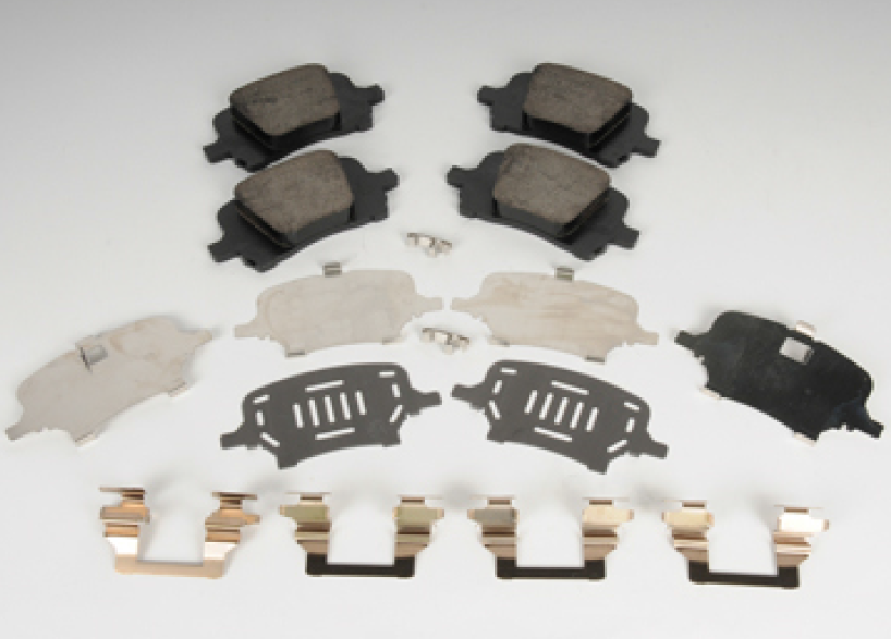 22820406 - Brakes: Front Pads for Chevrolet: HHR, Malibu | Pontiac: G6 | Saturn: Aura Image