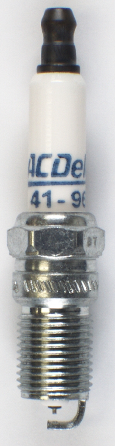 19299585 - Electrical: Spark Plug for Chevrolet: Avalanche 1500, Express 1500, Express 2500, Express 3500 | GMC: Savana 1500, Savana 2500, Savana 3500 Image