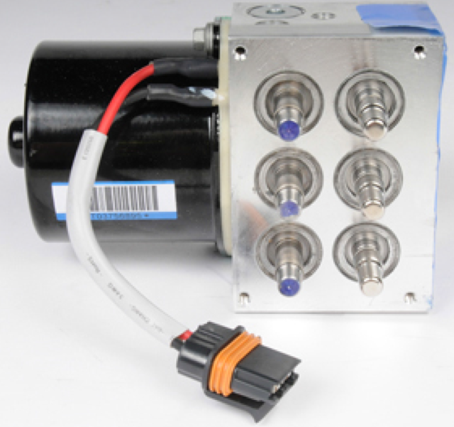 19149234 - Electrical: Pressure Valve for Cadillac: Escalade, Escalade ESV, Escalade EXT | Chevrolet: Avalanche 1500, Avalanche 2500, Silverado 1500, Silverado 1500 HD, Silverado 2500, Silverado 2500 HD, Silverado 3500, Suburban 1500, Suburban 2500, Tahoe | GMC: Sierra 1500, Sierra 1500 HD, Sierra 2500, Sierra 2500 HD, Sierra 3500, Yukon, Yukon XL 1500, Yukon XL 2500 Image