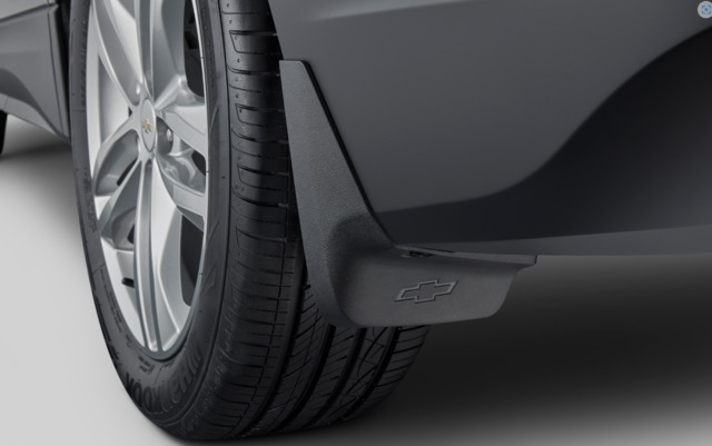 84519651 - Exterior: Splash Guards, Rear, Bow-Tie Logo for Chevrolet: Equinox Image